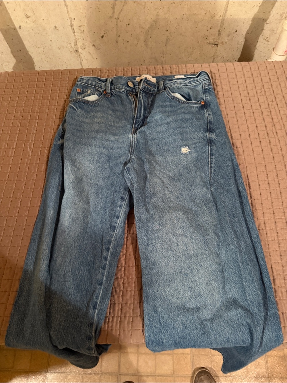 PacSun Men’s Relaxed Mid Blue Denim Jeans